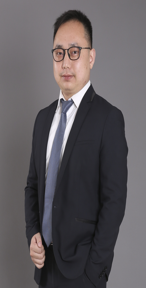 黄振华